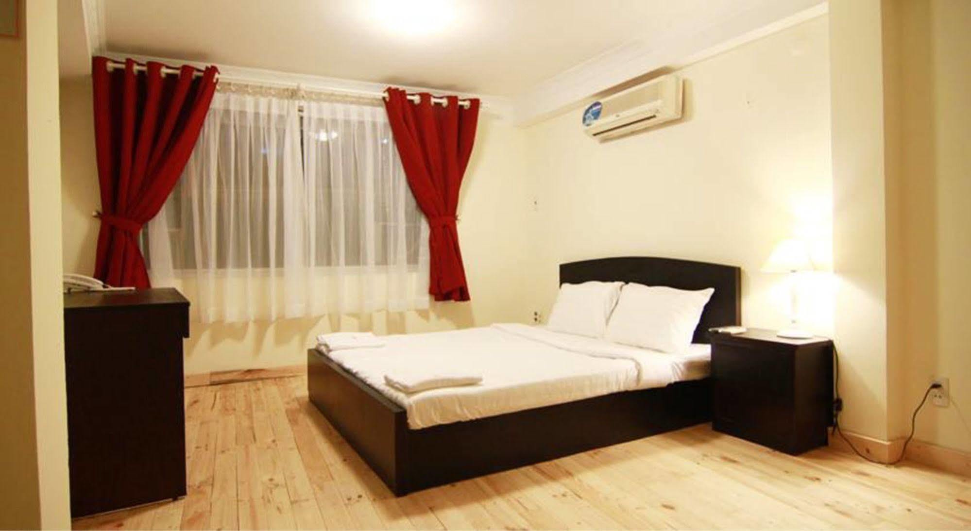 הו צ'י מין סיטי Koniko Backpackers Hostel מראה חיצוני תמונה